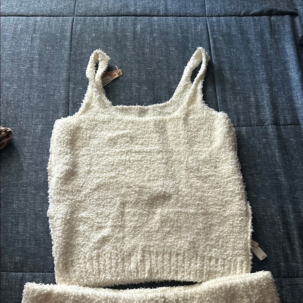 Skims Chic White Fuzzy Lounge Set